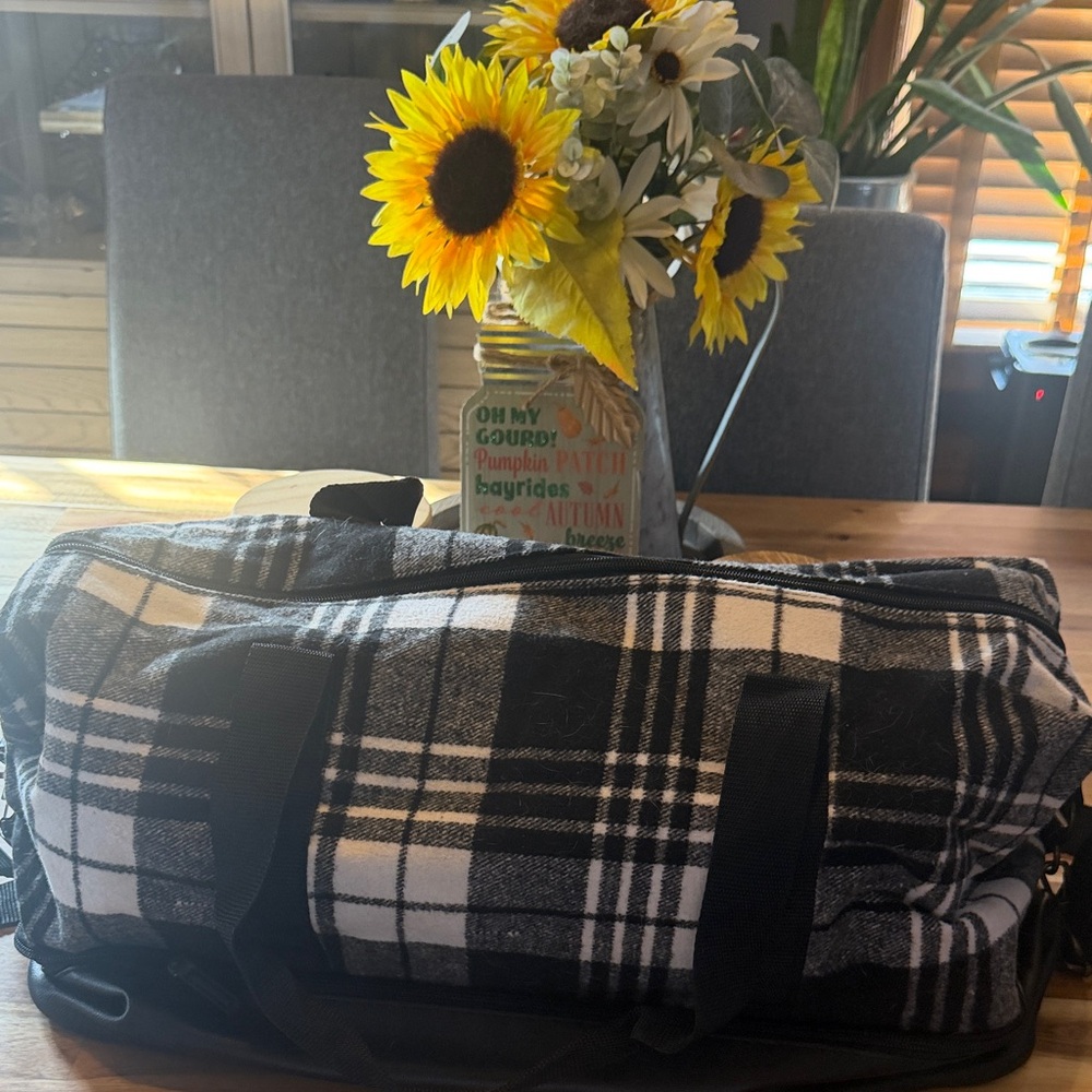 Plaid Black and White Men's Duffel Bag